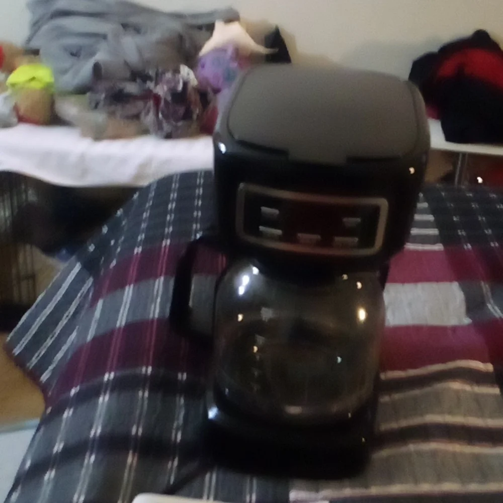 Coffee maker - Picture 1 of 1